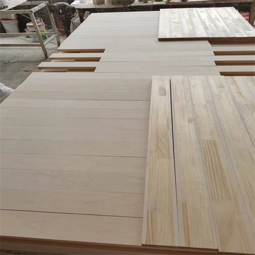 Solid Wood Veneer Moldings factory
